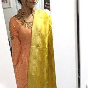Beautiful peach Indian dress - new with tag